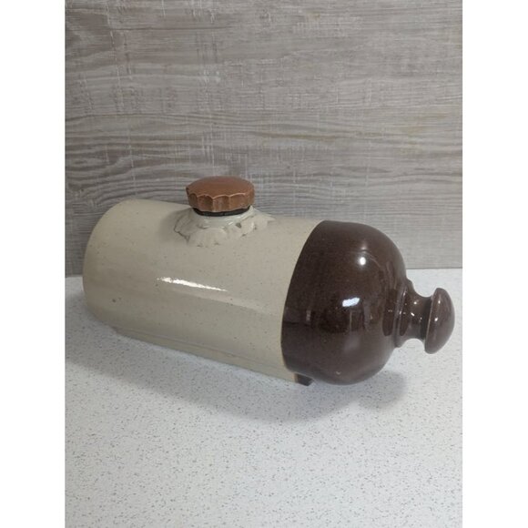 Large Vintage Medalta Stoneware Hot Water/Bed Warmer Bottle - Made in Alberta - Picture 3 of 10